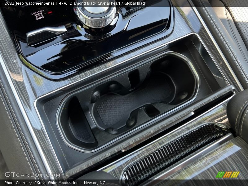 Diamond Black Crystal Pearl / Global Black 2022 Jeep Wagoneer Series II 4x4