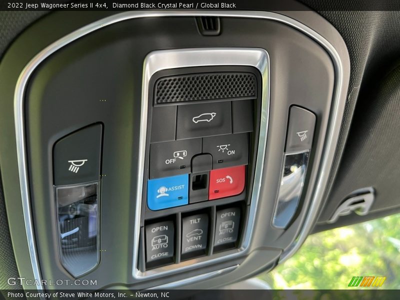 Diamond Black Crystal Pearl / Global Black 2022 Jeep Wagoneer Series II 4x4