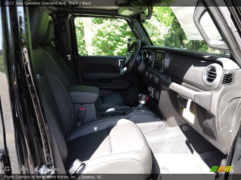 Black / Black 2022 Jeep Gladiator Overland 4x4