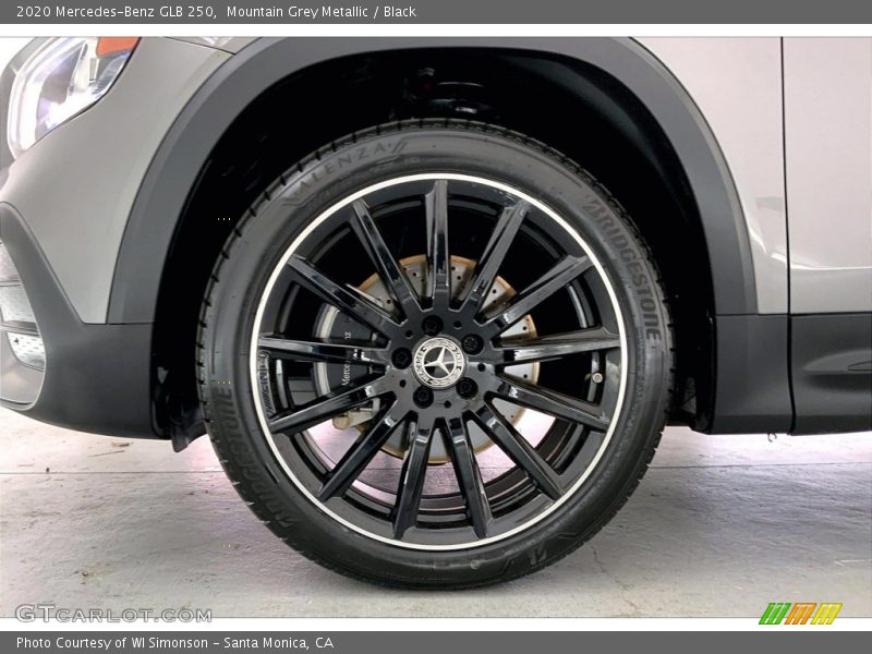 Mountain Grey Metallic / Black 2020 Mercedes-Benz GLB 250