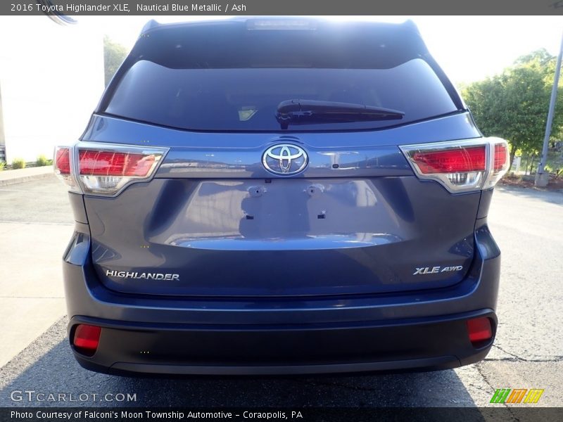 Nautical Blue Metallic / Ash 2016 Toyota Highlander XLE