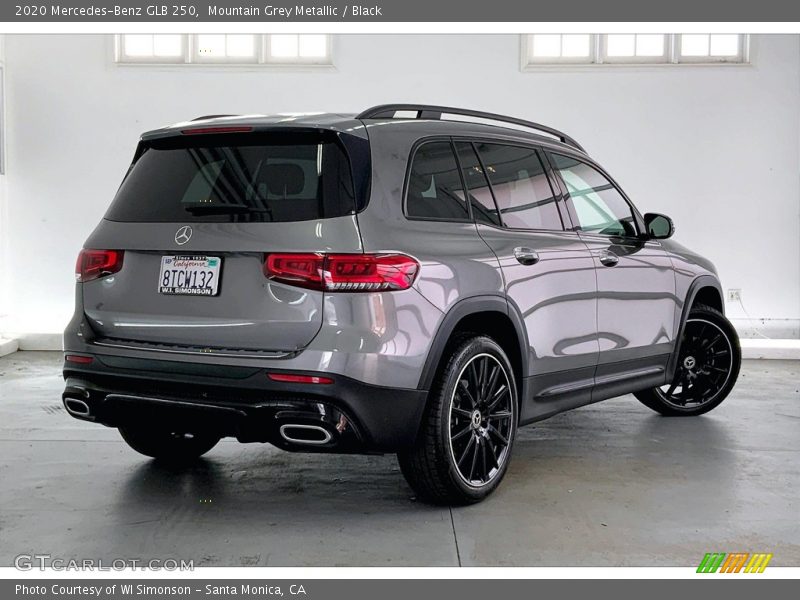 Mountain Grey Metallic / Black 2020 Mercedes-Benz GLB 250