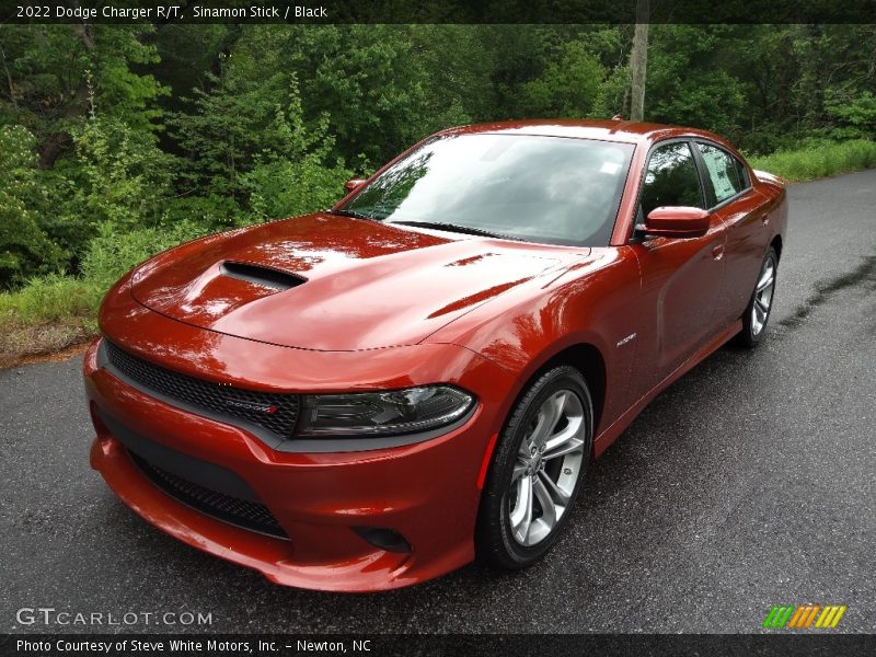 Sinamon Stick / Black 2022 Dodge Charger R/T