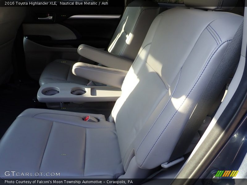 Nautical Blue Metallic / Ash 2016 Toyota Highlander XLE