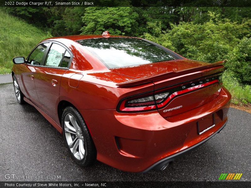 Sinamon Stick / Black 2022 Dodge Charger R/T