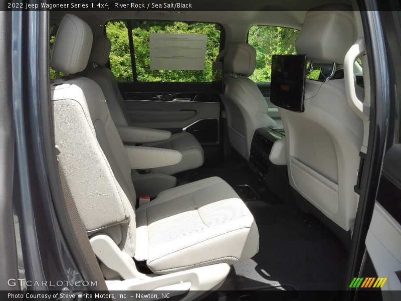 River Rock / Sea Salt/Black 2022 Jeep Wagoneer Series III 4x4