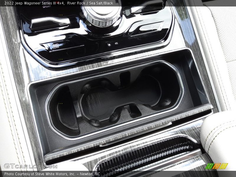 River Rock / Sea Salt/Black 2022 Jeep Wagoneer Series III 4x4