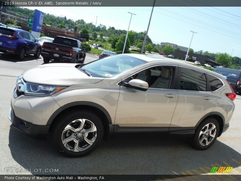 Sandstorm Metallic / Ivory 2019 Honda CR-V EX AWD