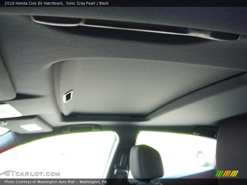Sonic Gray Pearl / Black 2019 Honda Civic EX Hatchback