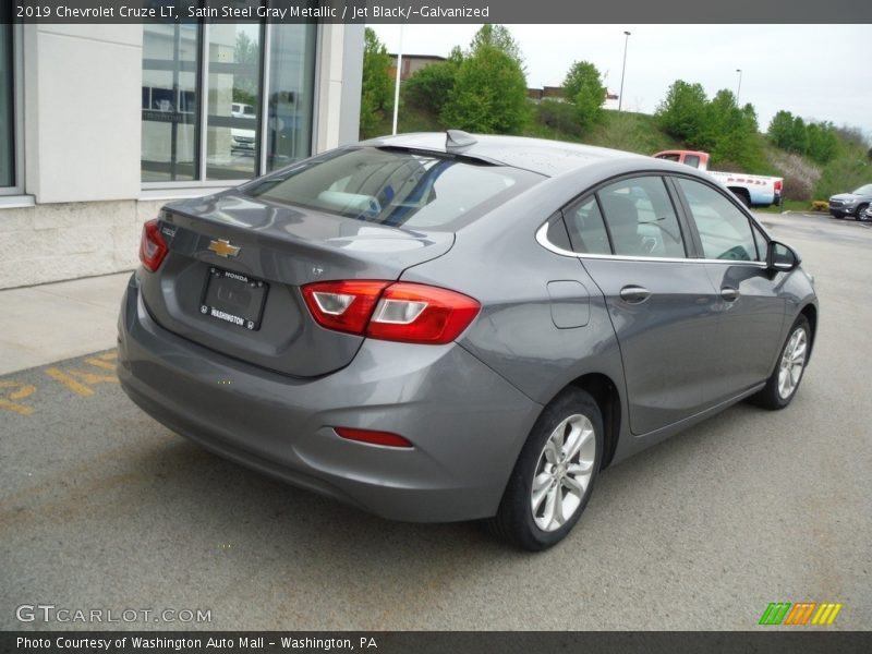 Satin Steel Gray Metallic / Jet Black/­Galvanized 2019 Chevrolet Cruze LT