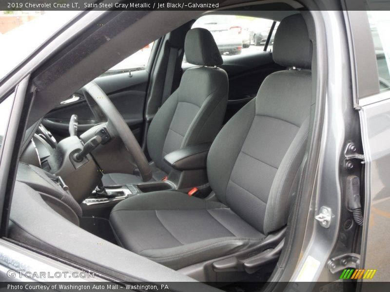 Satin Steel Gray Metallic / Jet Black/­Galvanized 2019 Chevrolet Cruze LT