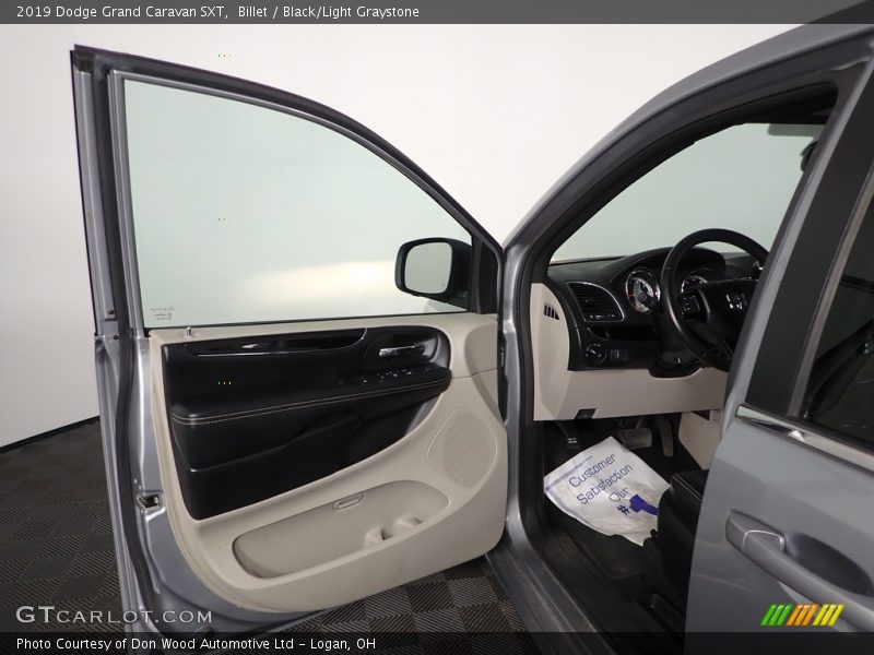 Billet / Black/Light Graystone 2019 Dodge Grand Caravan SXT