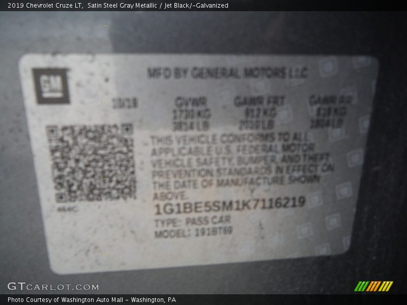 Satin Steel Gray Metallic / Jet Black/­Galvanized 2019 Chevrolet Cruze LT