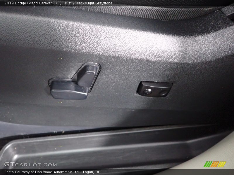 Billet / Black/Light Graystone 2019 Dodge Grand Caravan SXT