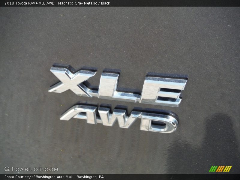 Magnetic Gray Metallic / Black 2018 Toyota RAV4 XLE AWD