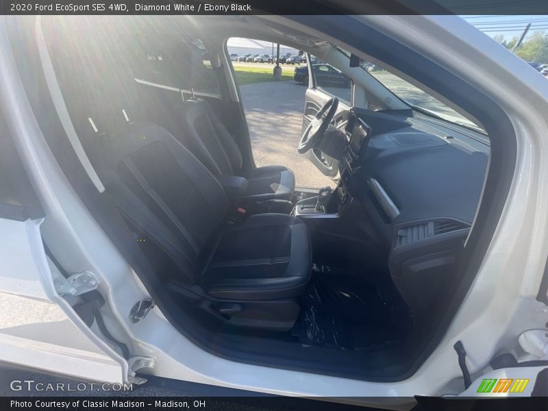 Diamond White / Ebony Black 2020 Ford EcoSport SES 4WD