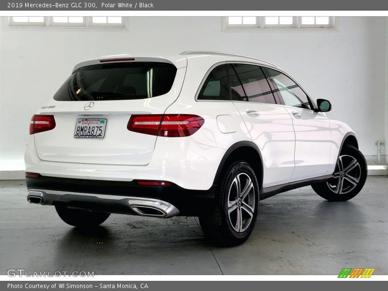 Polar White / Black 2019 Mercedes-Benz GLC 300