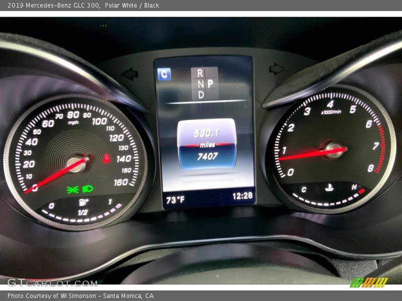 Polar White / Black 2019 Mercedes-Benz GLC 300