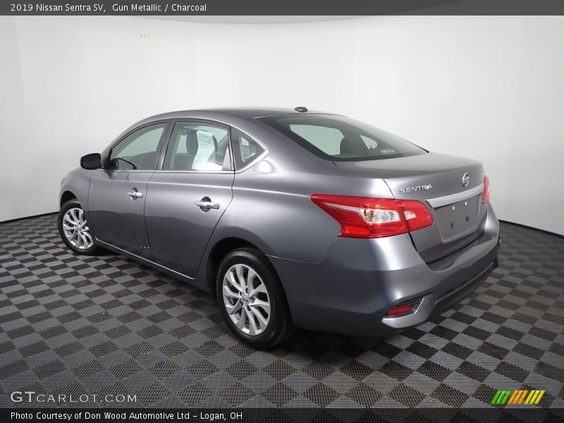 Gun Metallic / Charcoal 2019 Nissan Sentra SV