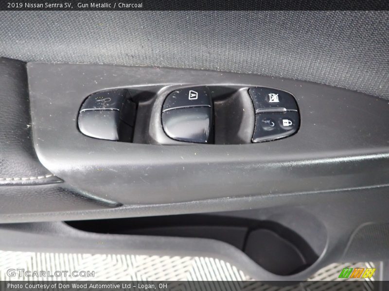 Gun Metallic / Charcoal 2019 Nissan Sentra SV