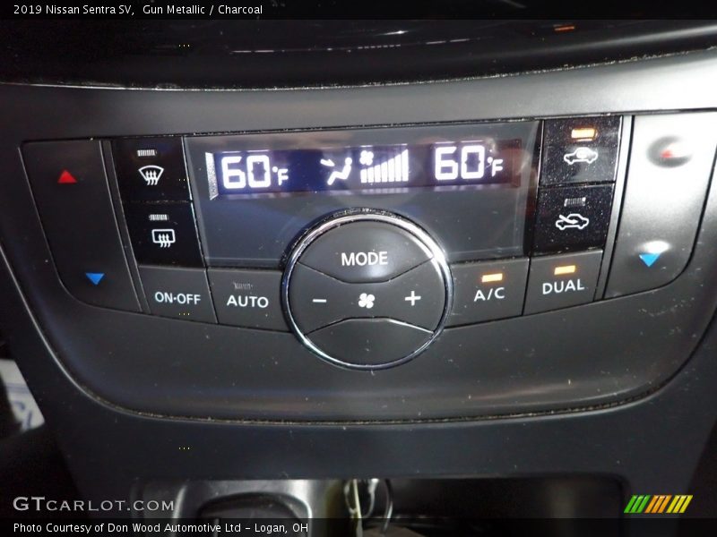 Gun Metallic / Charcoal 2019 Nissan Sentra SV