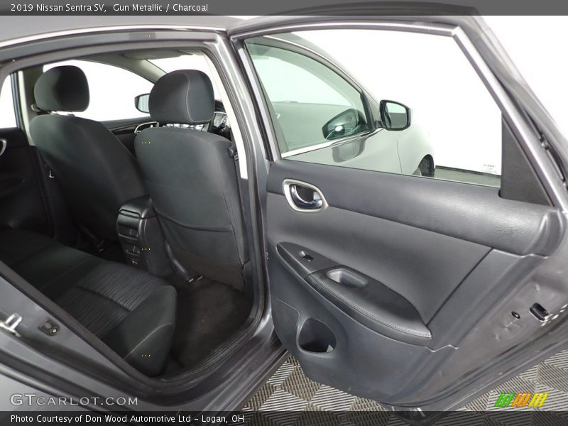 Gun Metallic / Charcoal 2019 Nissan Sentra SV