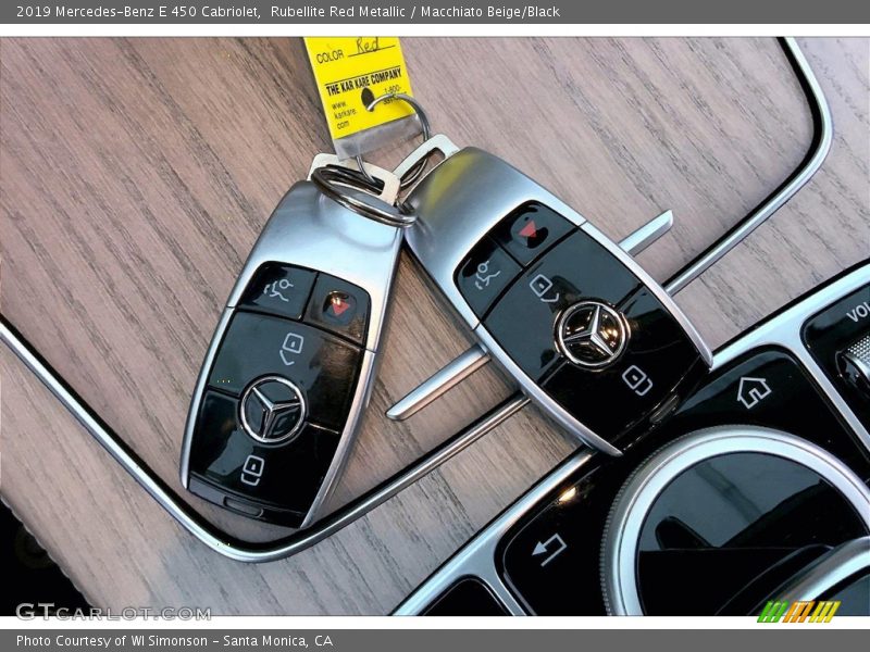 Keys of 2019 E 450 Cabriolet