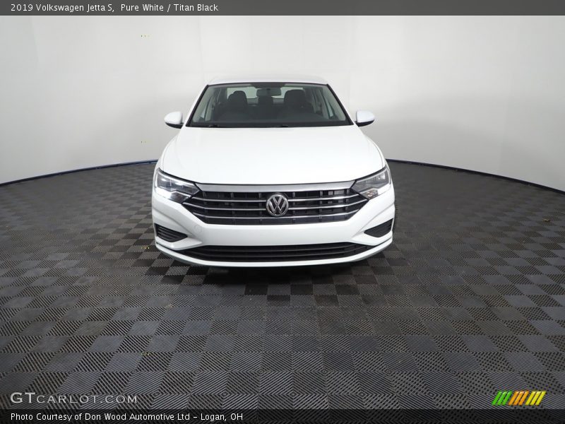 Pure White / Titan Black 2019 Volkswagen Jetta S