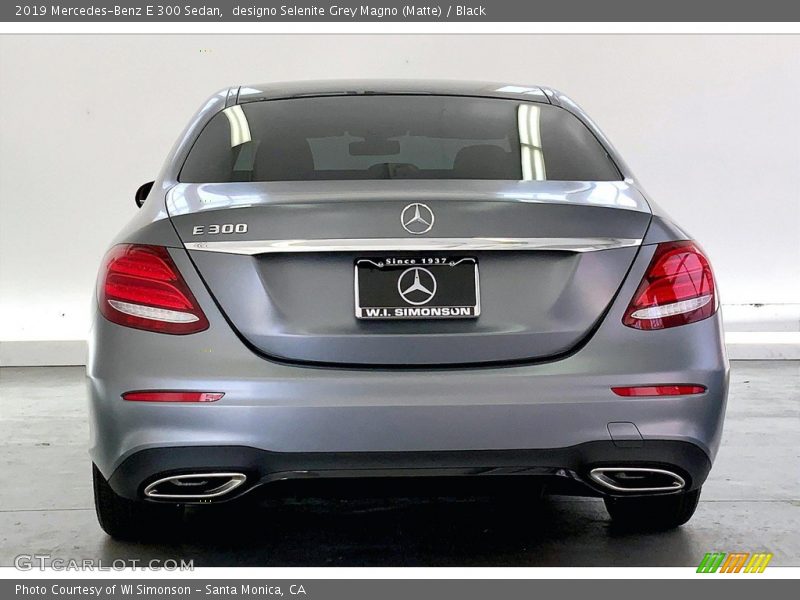 designo Selenite Grey Magno (Matte) / Black 2019 Mercedes-Benz E 300 Sedan