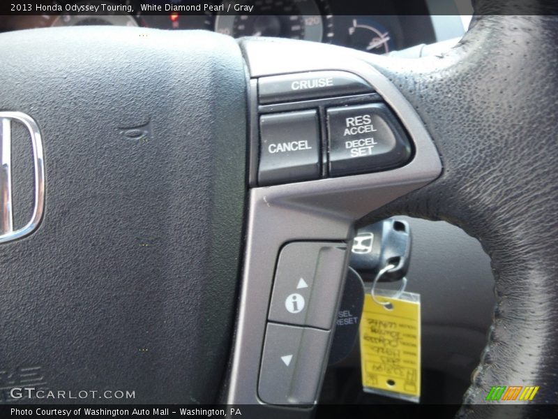 White Diamond Pearl / Gray 2013 Honda Odyssey Touring