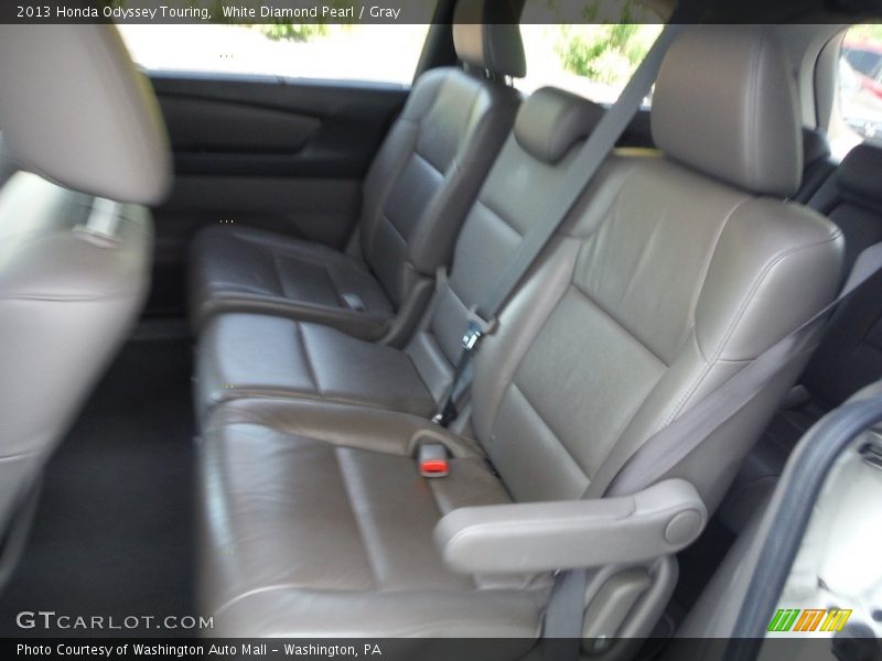 White Diamond Pearl / Gray 2013 Honda Odyssey Touring