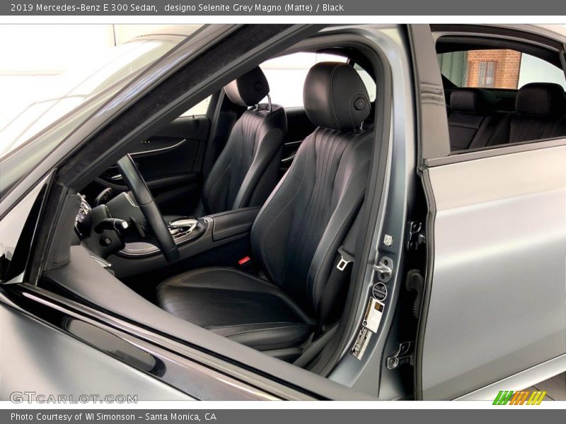 designo Selenite Grey Magno (Matte) / Black 2019 Mercedes-Benz E 300 Sedan