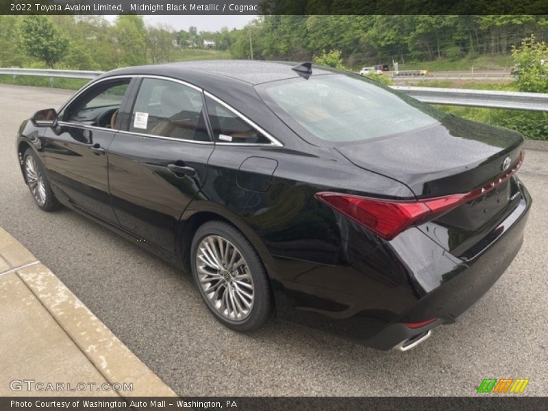 Midnight Black Metallic / Cognac 2022 Toyota Avalon Limited