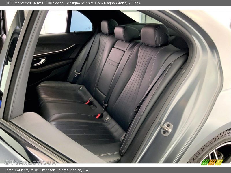 designo Selenite Grey Magno (Matte) / Black 2019 Mercedes-Benz E 300 Sedan