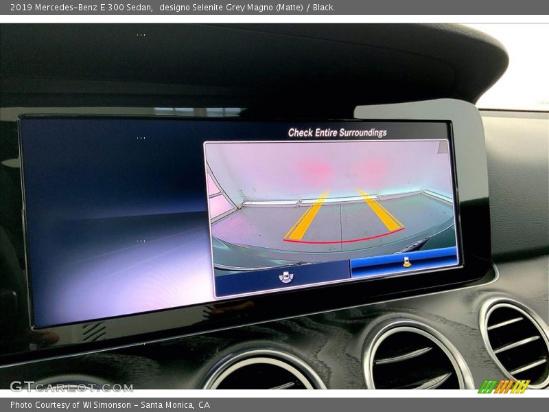 designo Selenite Grey Magno (Matte) / Black 2019 Mercedes-Benz E 300 Sedan