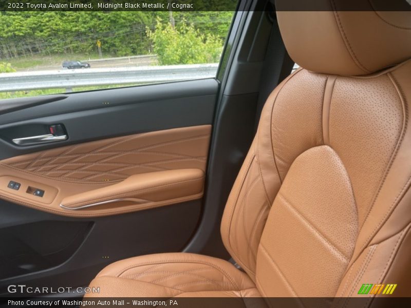 Front Seat of 2022 Avalon Limited