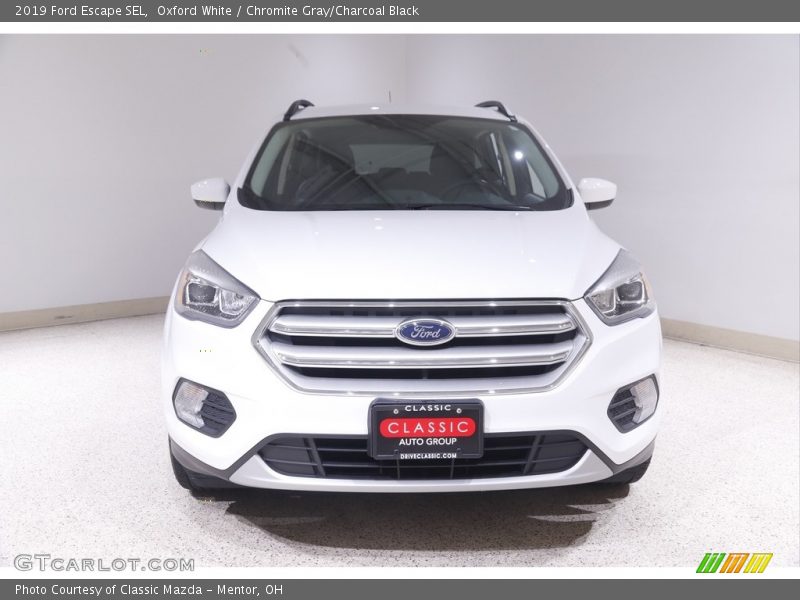 Oxford White / Chromite Gray/Charcoal Black 2019 Ford Escape SEL