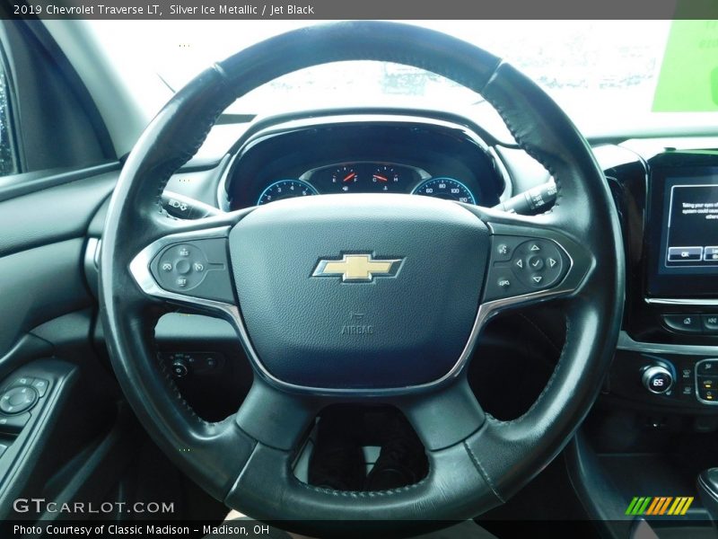 Silver Ice Metallic / Jet Black 2019 Chevrolet Traverse LT