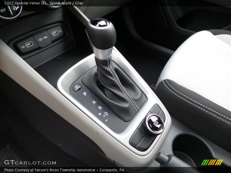  2022 Venue SEL CVT Automatic Shifter