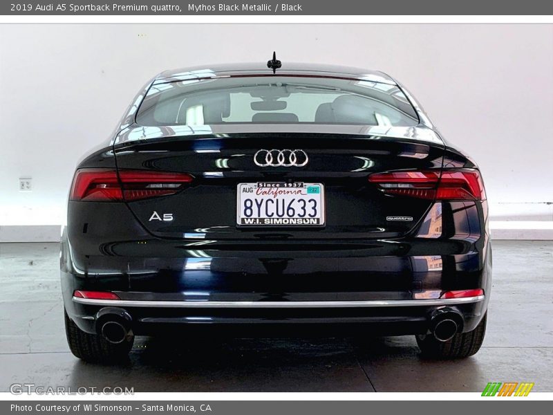 Mythos Black Metallic / Black 2019 Audi A5 Sportback Premium quattro