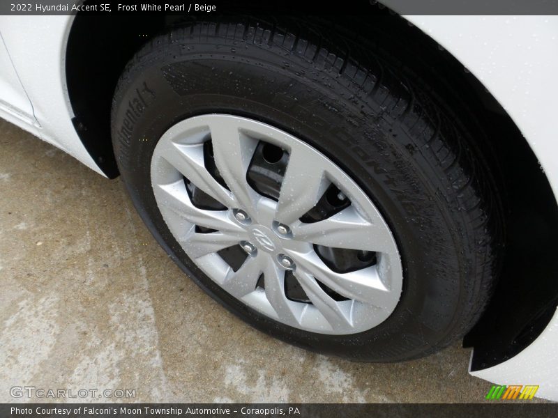 Frost White Pearl / Beige 2022 Hyundai Accent SE
