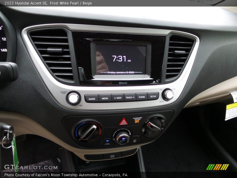 Frost White Pearl / Beige 2022 Hyundai Accent SE