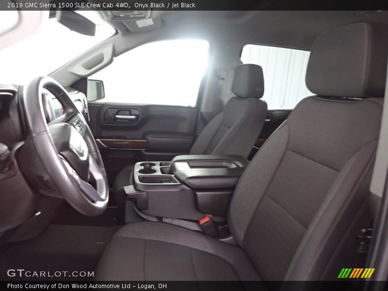 Onyx Black / Jet Black 2019 GMC Sierra 1500 SLE Crew Cab 4WD