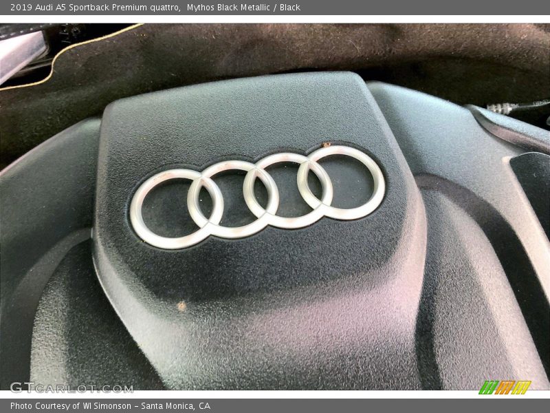 Mythos Black Metallic / Black 2019 Audi A5 Sportback Premium quattro