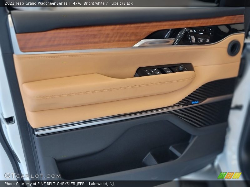 Door Panel of 2022 Grand Wagoneer Series III 4x4