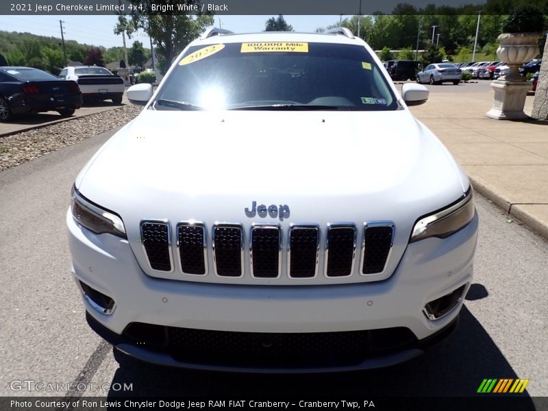 Bright White / Black 2021 Jeep Cherokee Limited 4x4