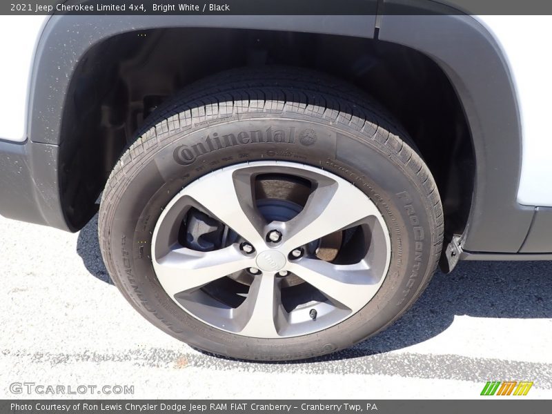 Bright White / Black 2021 Jeep Cherokee Limited 4x4