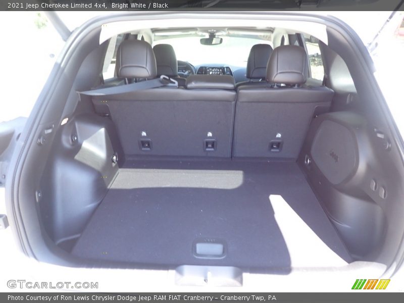 Bright White / Black 2021 Jeep Cherokee Limited 4x4