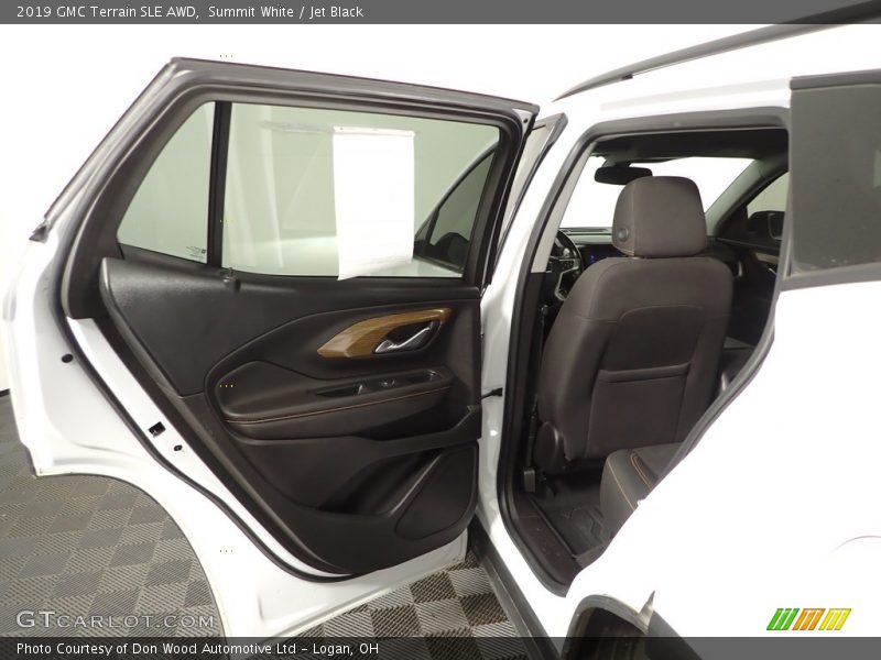 Summit White / Jet Black 2019 GMC Terrain SLE AWD