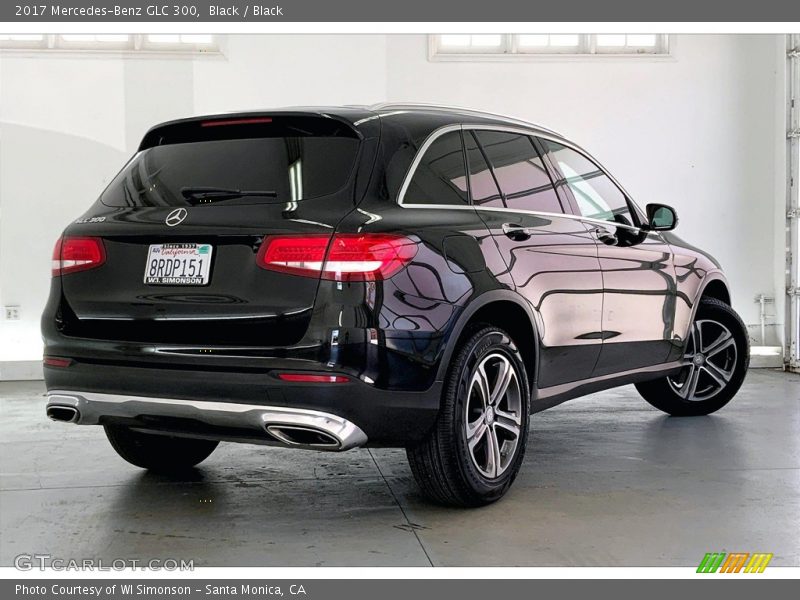 Black / Black 2017 Mercedes-Benz GLC 300